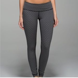 Lululemon Size 8 Wunder Unders